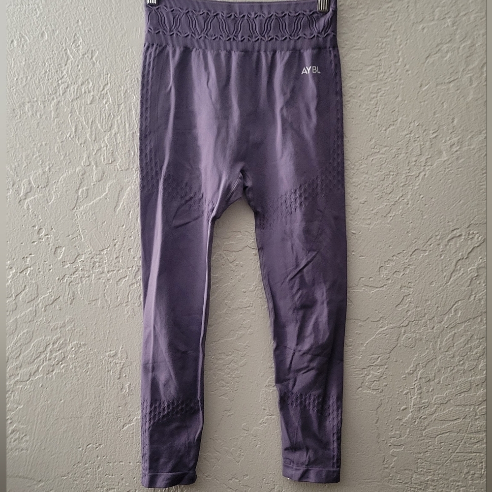 AYBL Leggings Size Small